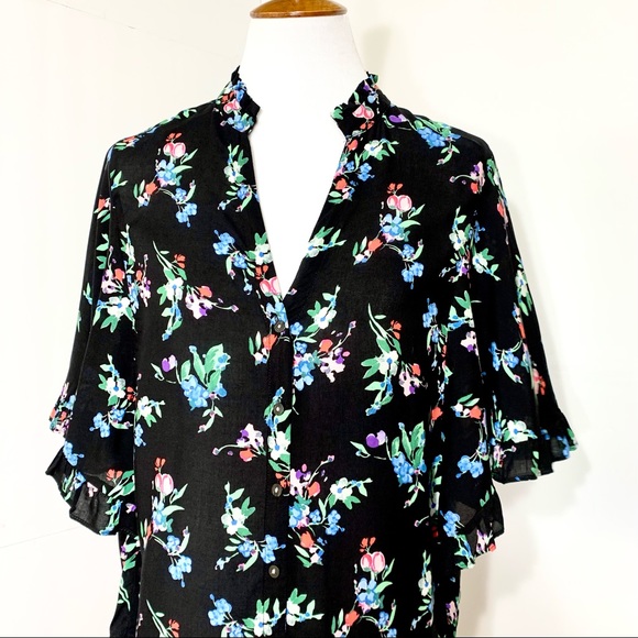 SOLD-Anthropologie Flutter Ruffled Floral Blouse - Picture 3 of 10